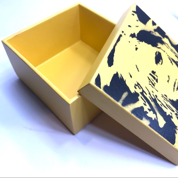 Blondie 80s rock inspired Rocker Box 4.5”x2.5” graffiti - Picture 5 of 8